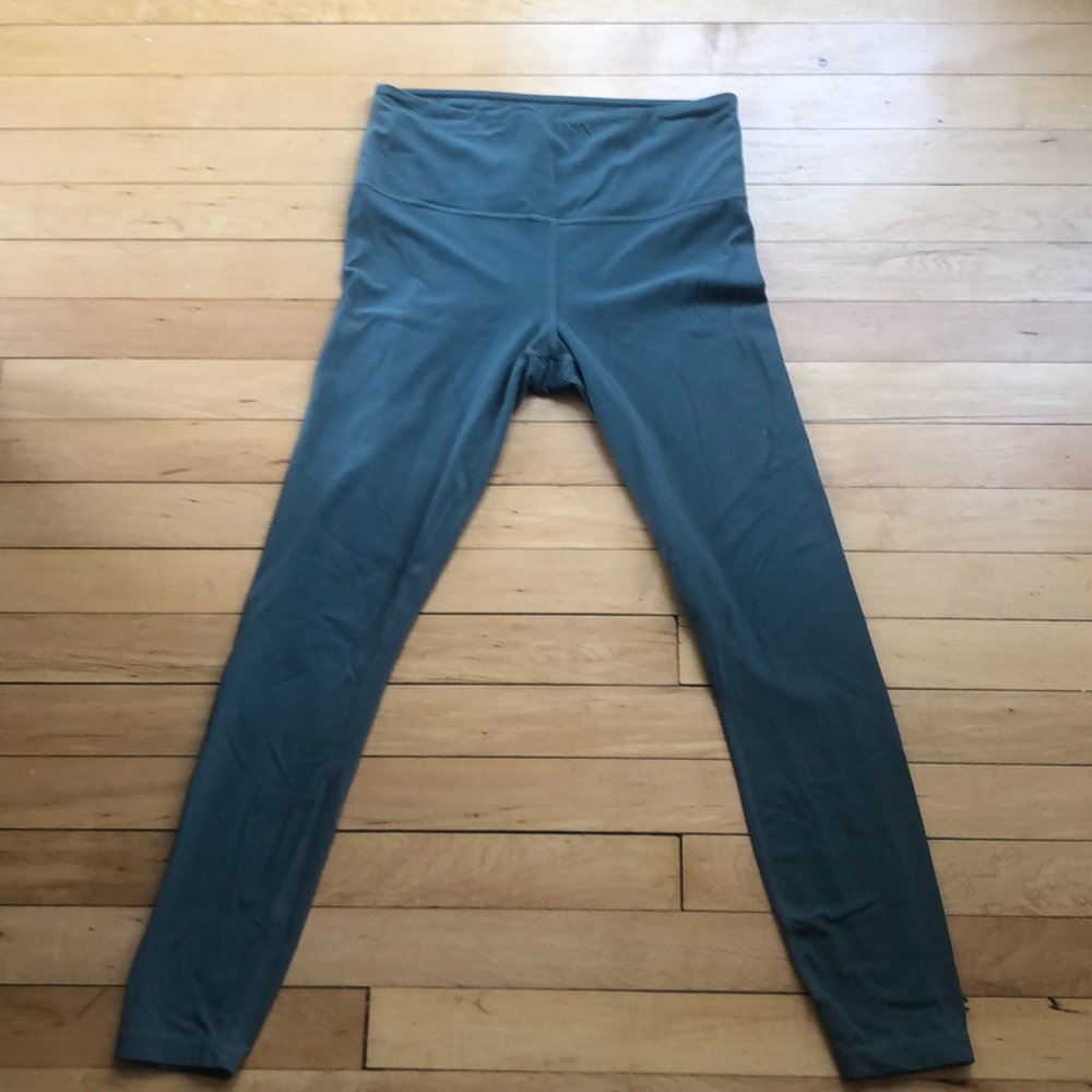 Athleta Elation Tight, Size S